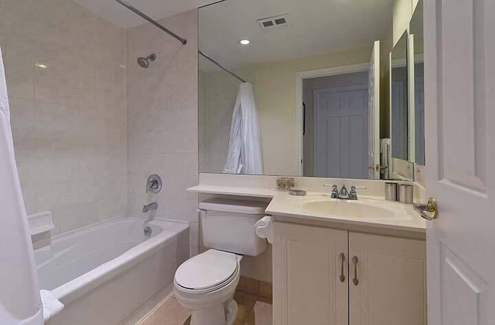 Qwest Deluxe Room, 1 Bedroom 8