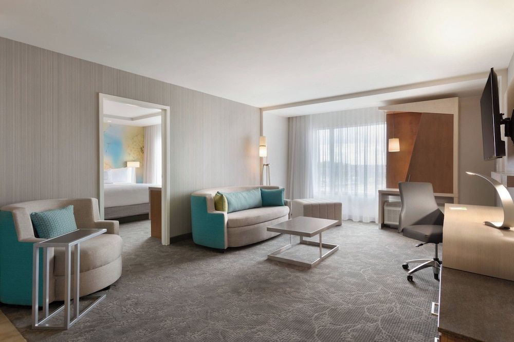 undefined Courtyard by Marriott Toronto Mississauga/West 8