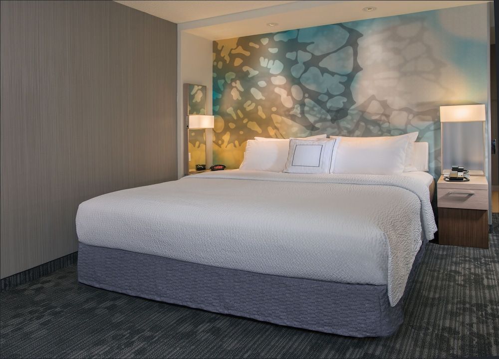 undefined Courtyard by Marriott Toronto Mississauga/West 6