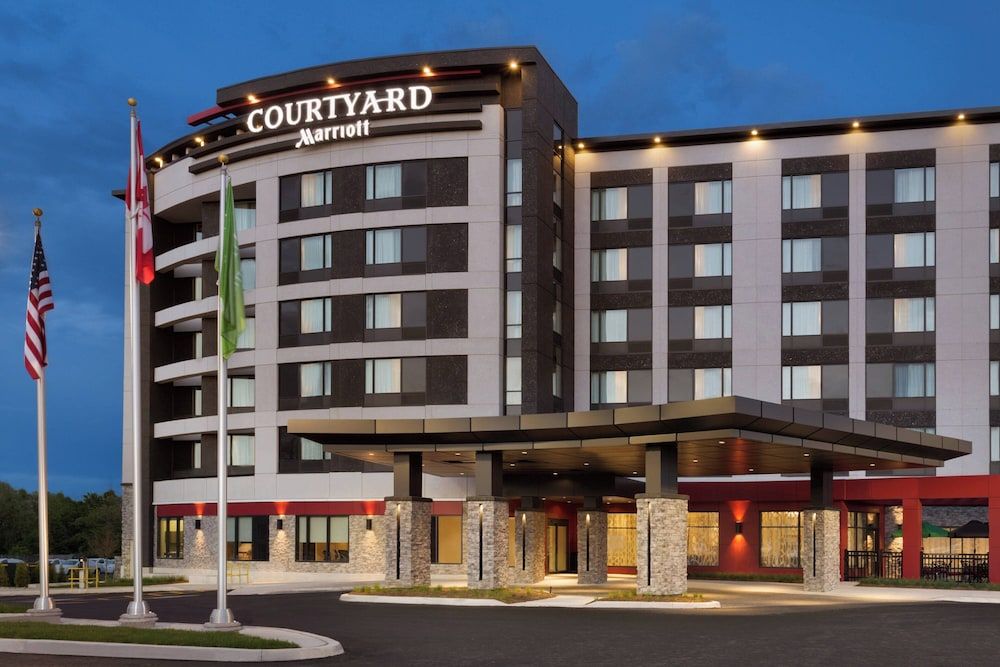undefined Courtyard by Marriott Toronto Mississauga/West 4