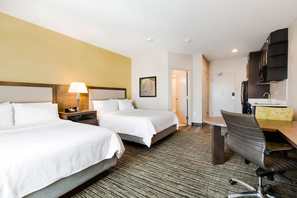 Studio Suite, 2 Queen Beds, Accessible (Communications, Roll-In Shower)