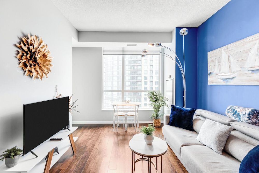 undefined AOC Suites - Luxury Condo - City View 5