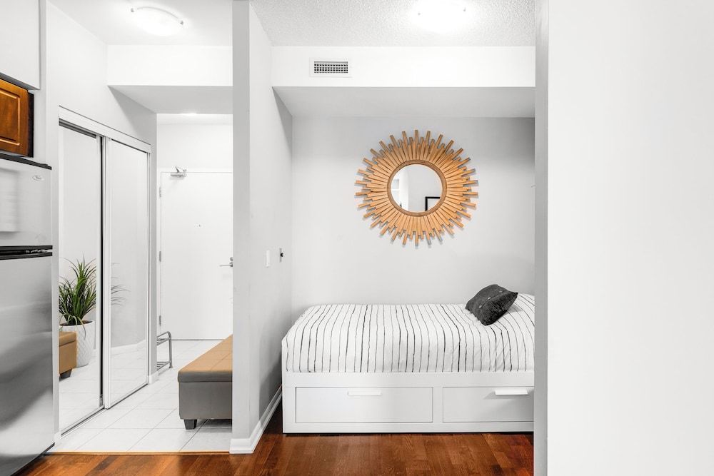 undefined AOC Suites - Luxury Condo - City View 10