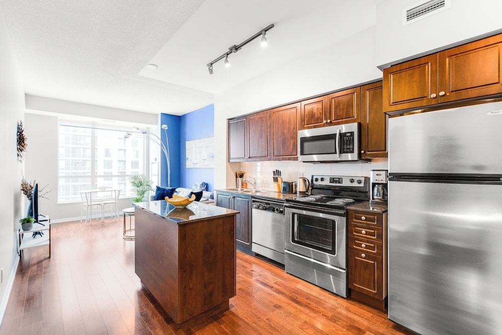 undefined AOC Suites - Luxury Condo - City View 3