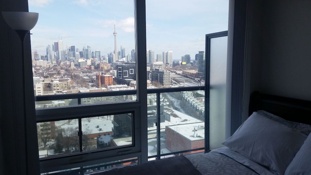 Life Suites Soho 2 Bed - 2 Bath CN Tower View Standard Condo, 2 Bedrooms, Accessible, City View 10