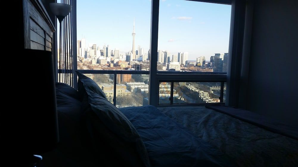 Life Suites Soho 2 Bed - 2 Bath CN Tower View Standard Condo, 2 Bedrooms, Accessible, City View 29