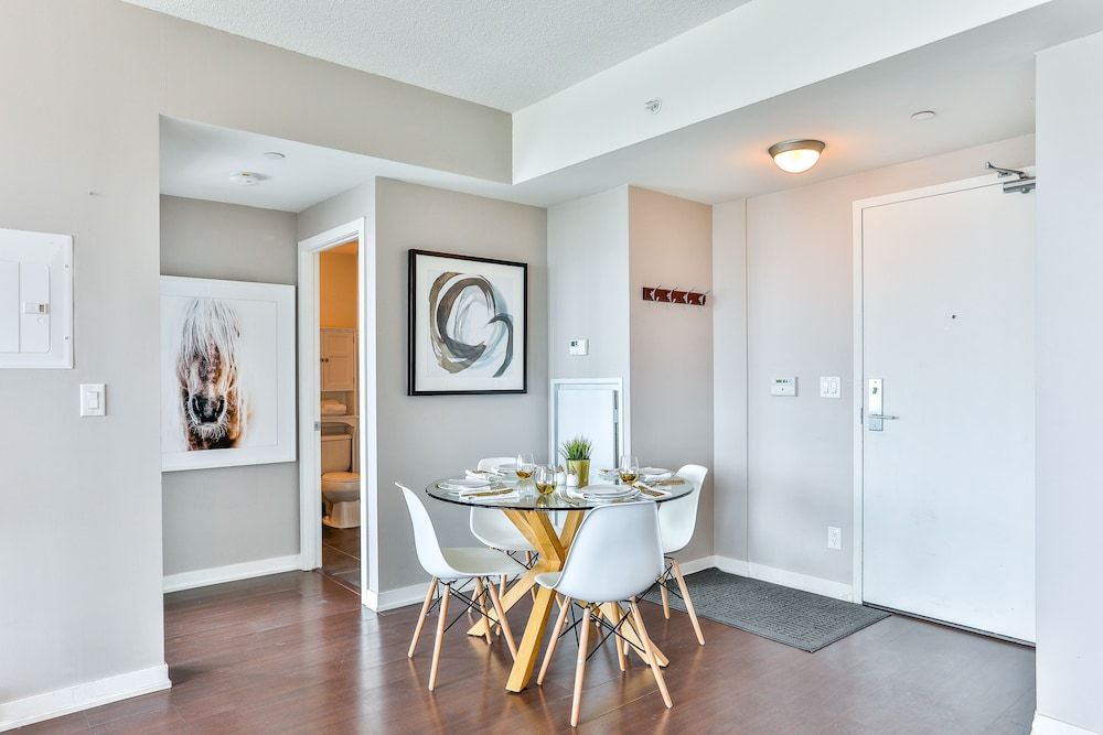 undefined Liberty Village Condo w Parking 8