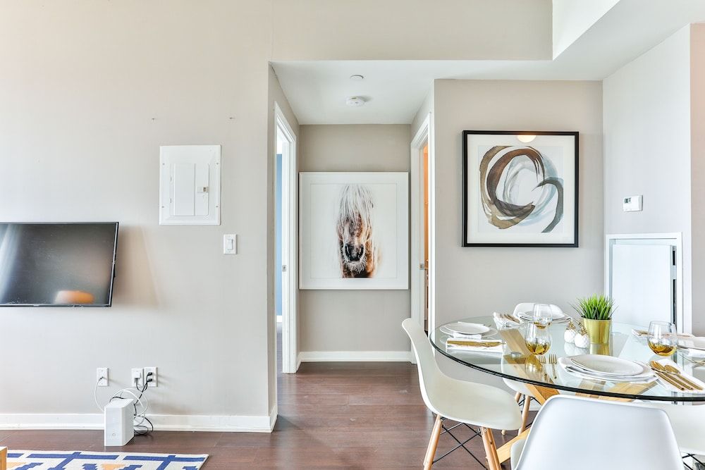 undefined Liberty Village Condo w Parking 6