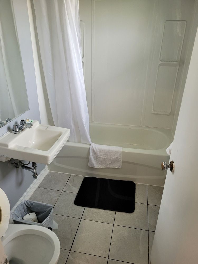 Eastwood Motel Standard Room, 1 Queen Bed 10