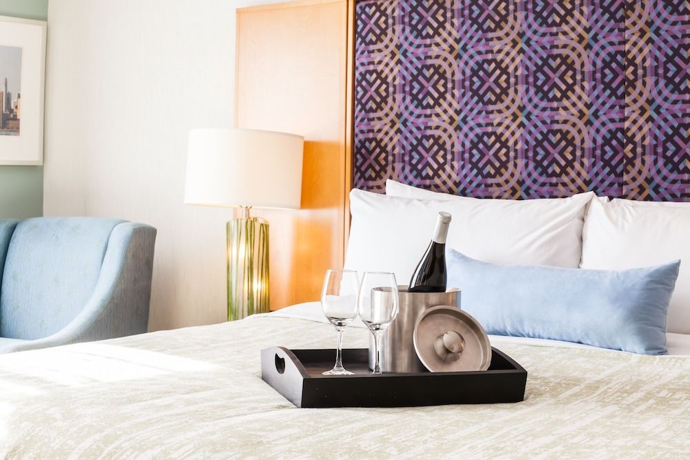 undefined Best Western Premier Toronto Airport Carlingview Hotel 8