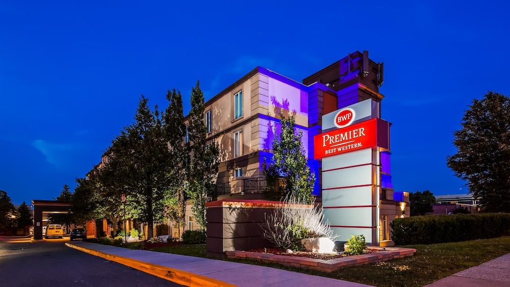 undefined Best Western Premier Toronto Airport Carlingview Hotel 3