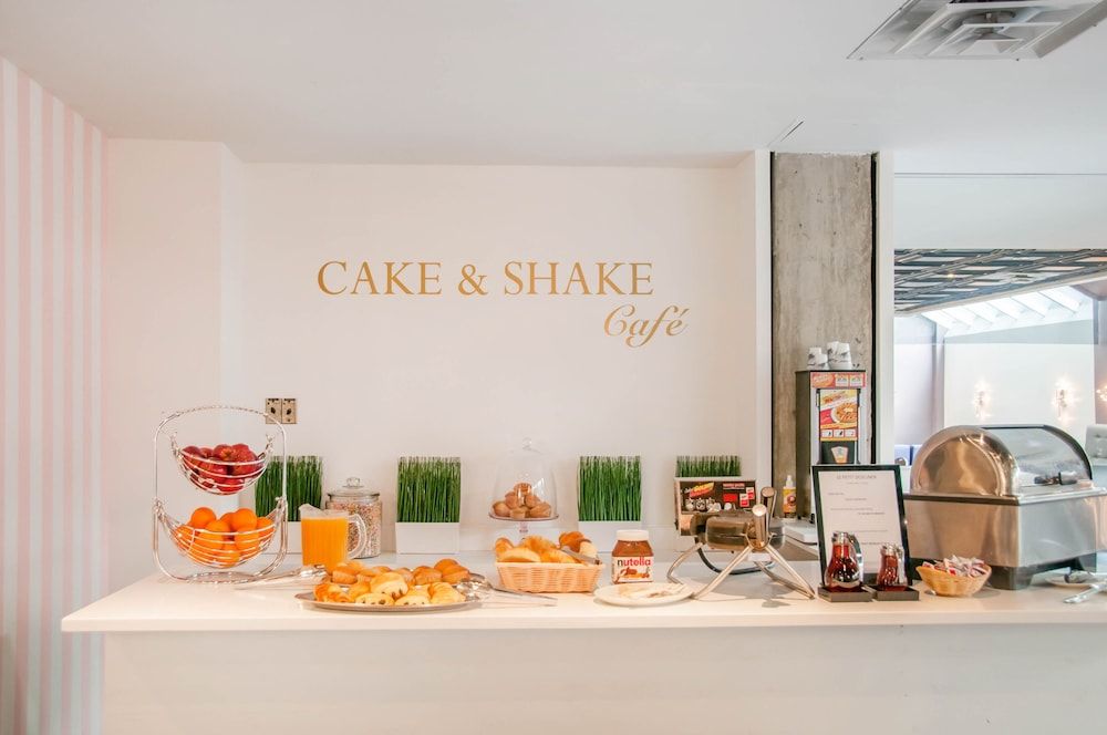 undefined Empire Suites 3