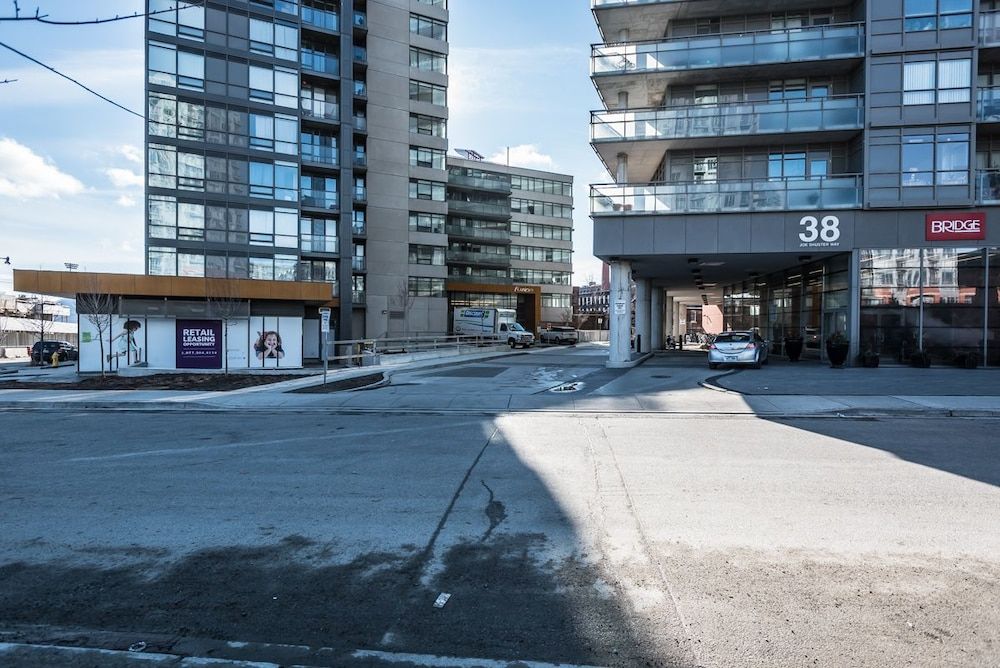 undefined Life Suites Rogers Centre 4