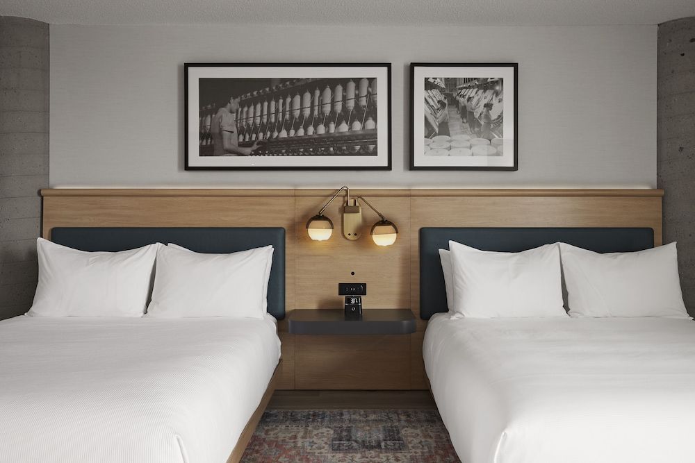 Hôtel MOCO Valleyfield Standard Room, 2 Queen Beds, Bay View 3