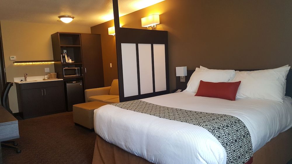Business Room, 1 Queen Bed, Non Smoking