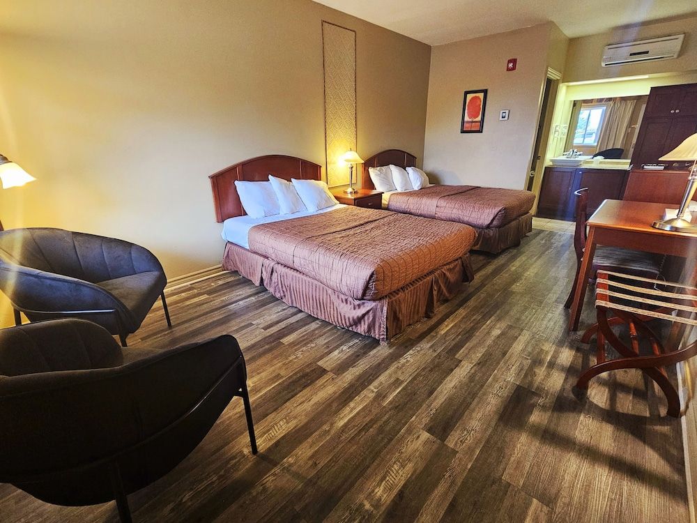 Hotel-Motel Drummond Classic Room, 2 Double Beds, Ground Floor