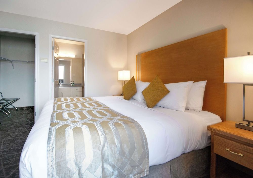 Premium Suite, Multiple Beds, 2 Bathrooms (Coast Penthouse Suite)