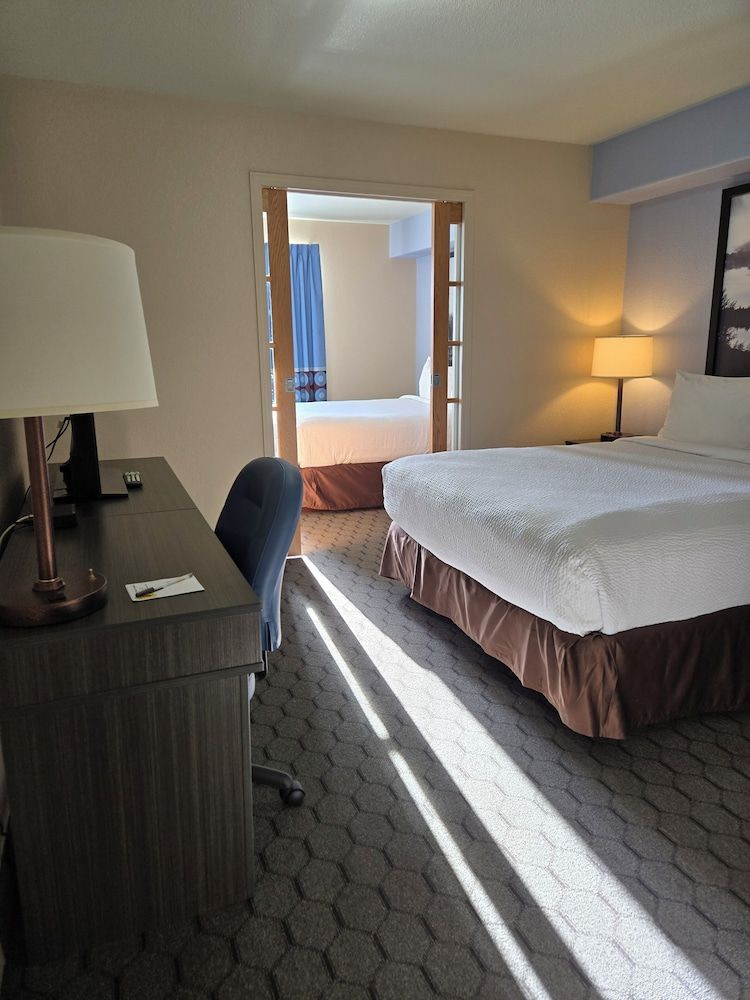 Executive Room, 2 Queen Beds, Non Smoking