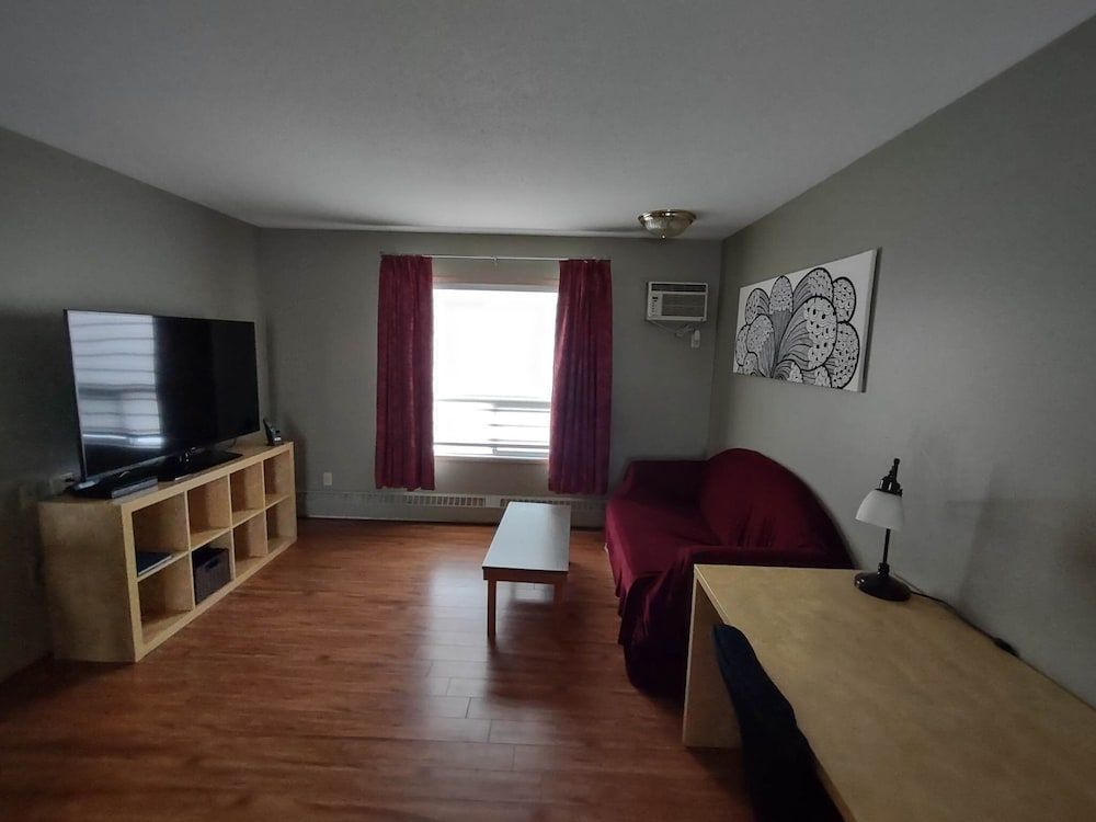 Stars Inn - Motel Executive Suite, 1 Bedroom, Non Smoking, Kitchen 4