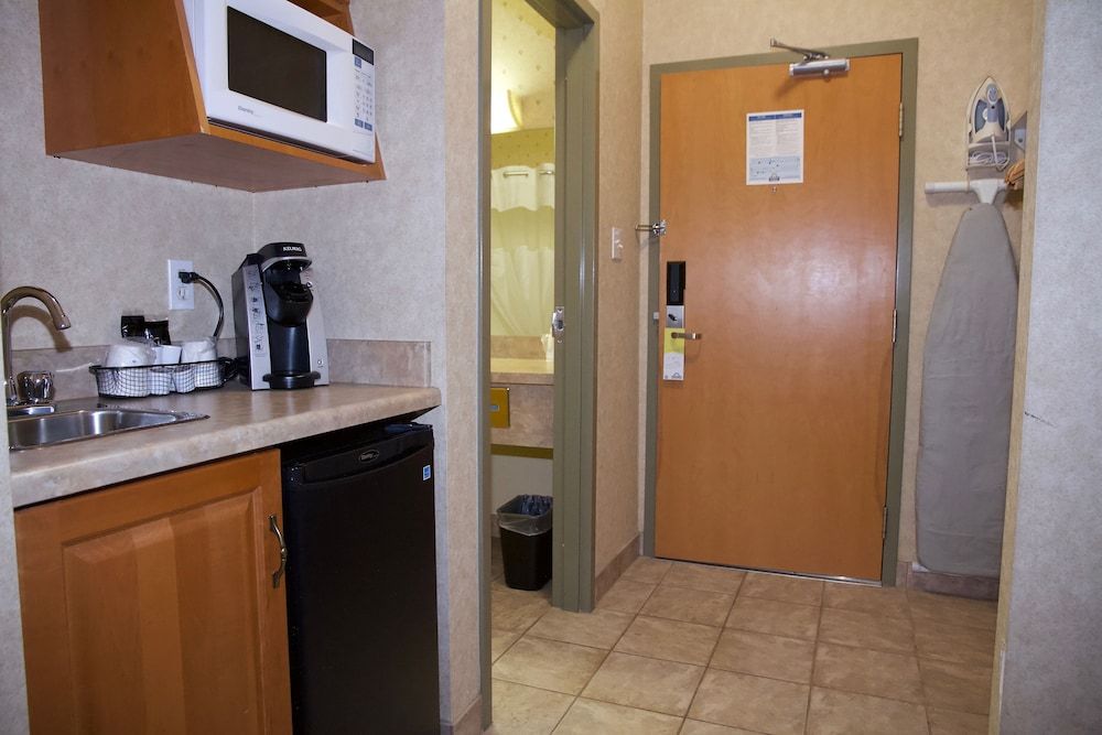 Room, 1 King Bed, Accessible, Non Smoking