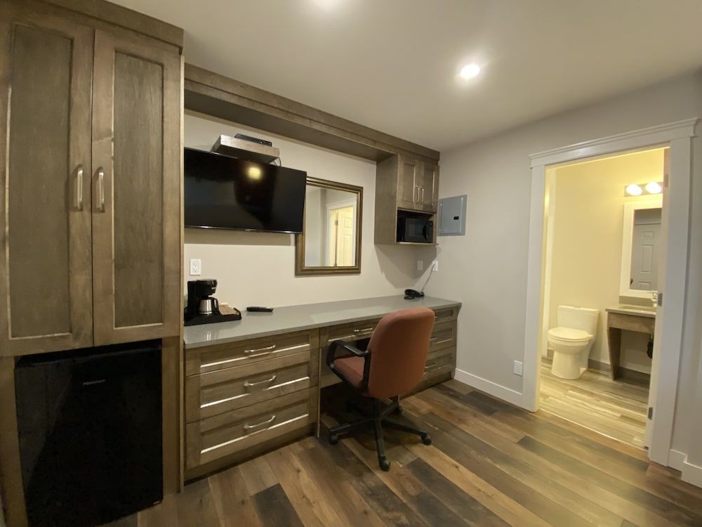 Sahara Courtyard Inn Studio 7