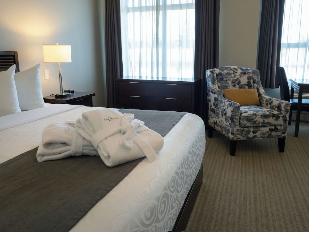 Old House Hotel Deluxe Studio, 1 King Bed