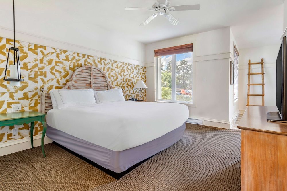 2 Bedroom 2 Kings Les Terrasses Suite