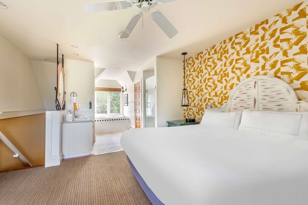 1 Bedroom 1 King 2 Bath Les Terrasses Suite