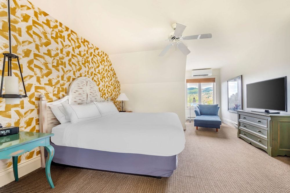 1 Bedroom 1 King 2 Bath Les Terrasses Suite
