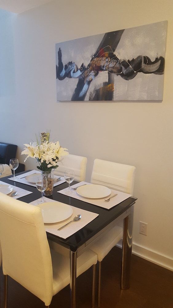 undefined Lavish Suites - Two Story Loft - Downtown Toronto 5