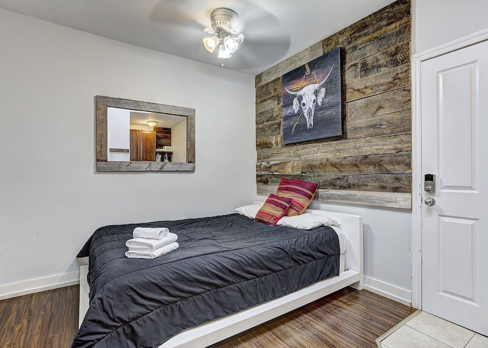 undefined Destination Stays Griffintown Montreal 2