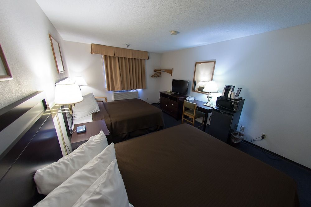 Room, 2 Queen Beds, Non Smoking