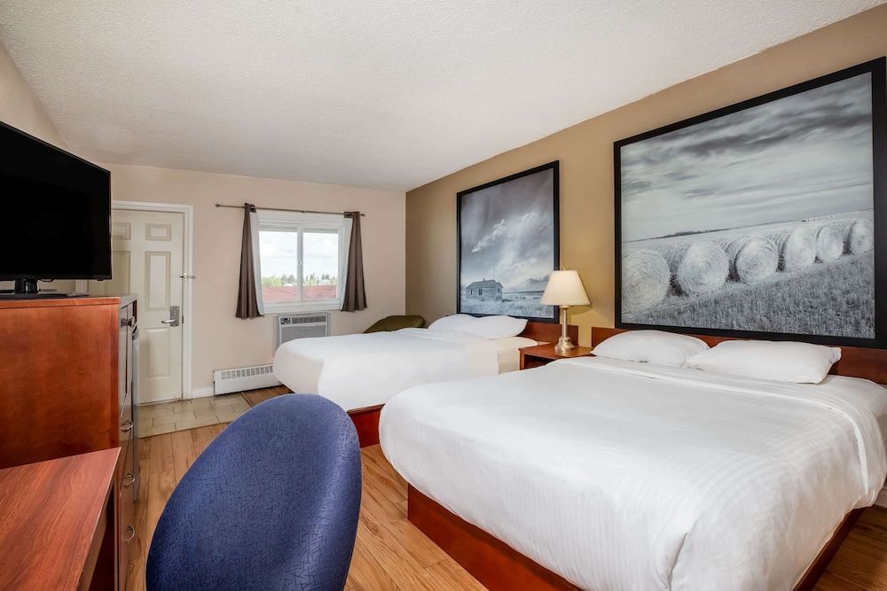 Room, 2 Queen Beds, Non Smoking