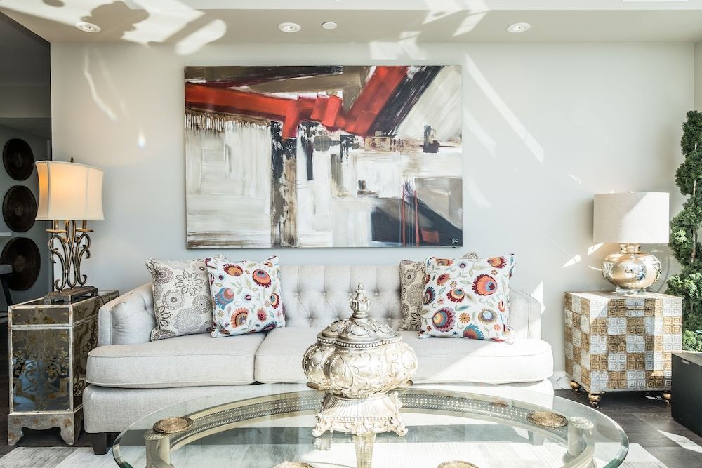 QuickStay - Premium 2bdrm in Yorkville (Yonge & Bloor) Superior Condo, 2 bedrooms and 2.5 bathrooms, City view, Tower 21