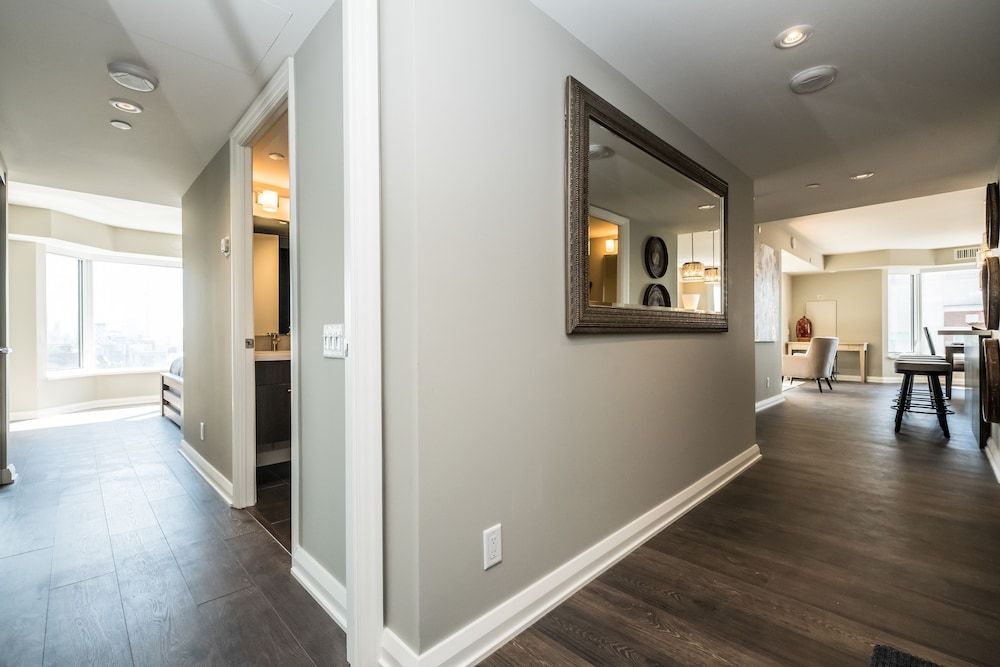 QuickStay - Premium 2bdrm in Yorkville (Yonge & Bloor) Superior Condo, 2 bedrooms and 2.5 bathrooms, City view, Tower 19