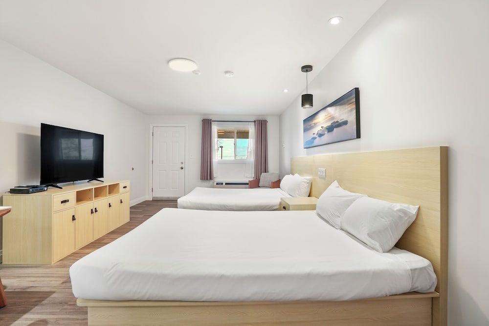 Saga Resort Standard Room, 2 Queen Beds 2