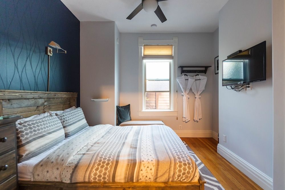 Cloudside Hotel Economy Room, 1 Double Bed