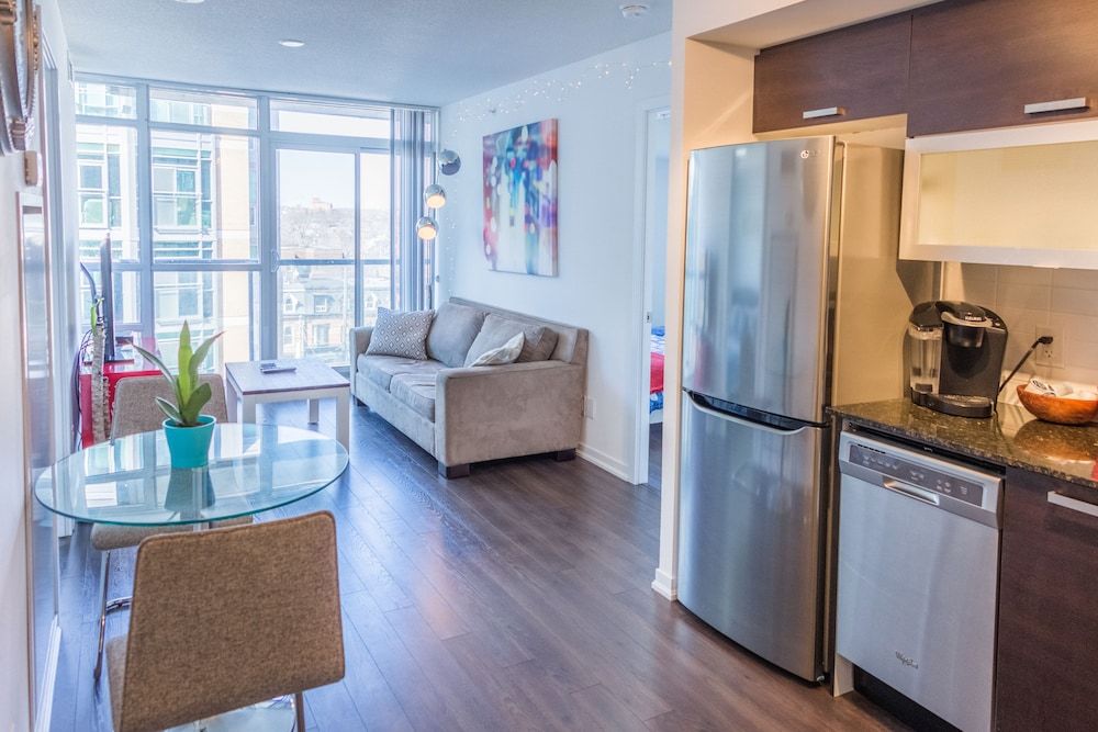 undefined Queen West Vibes