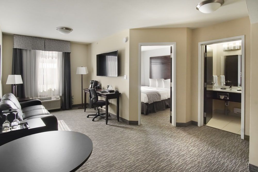 The Kanata by BCMInns Blairmore Family Room, 2 Bedrooms 5