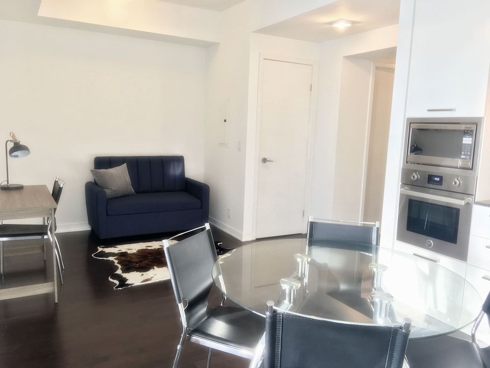 TO Stays - York and Lakeshore Superior Apartment, 1 Bedroom, Lake View, Tower 3