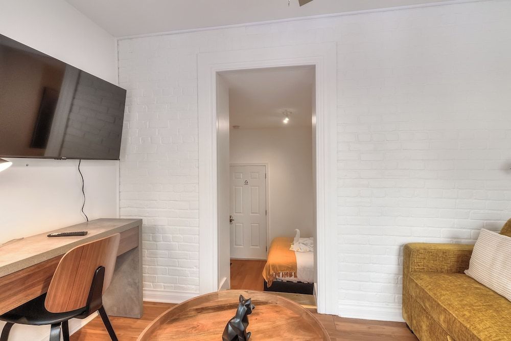 Apartment & Studio Apartment (355 Square Feet) 13