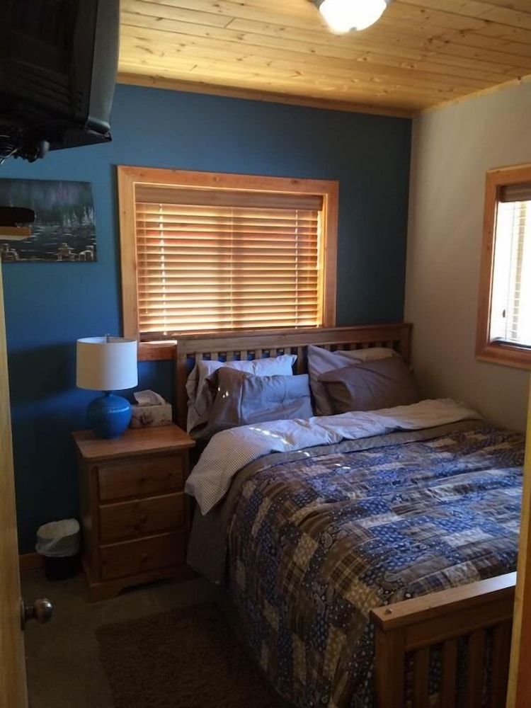 Silver Bullet Inn 209