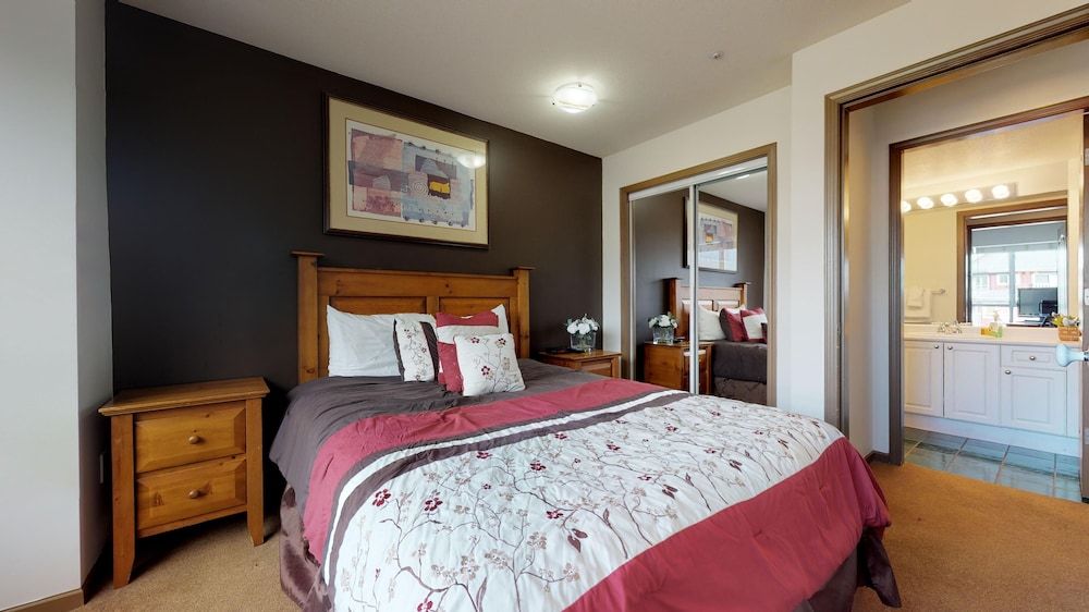 Standard Condo, Mountain View, Mountainside (BL307)