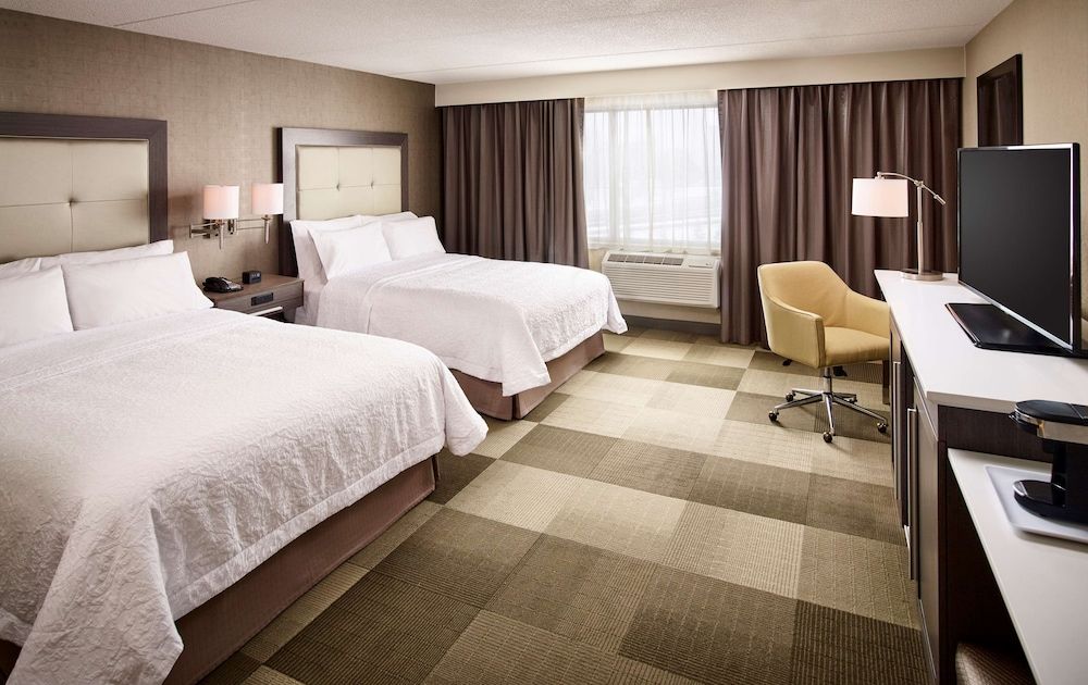 Room, 2 Queen Beds, Accessible, Non Smoking