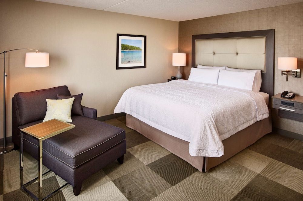 Room, 1 King Bed, Non Smoking