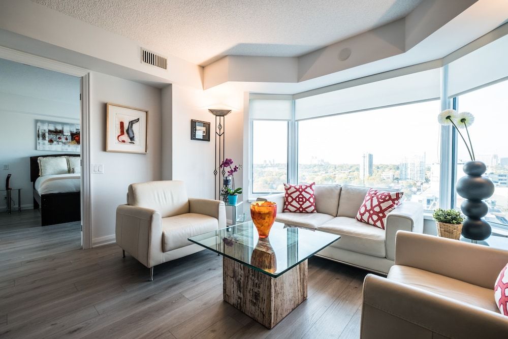 QuickStay - Luxury Executive in Yorkville (Yonge & Bloor) Executive Condo, 2 Bedrooms 11