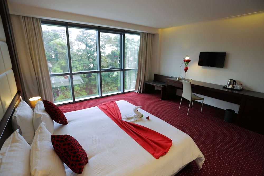 GHS Hotel Standard Room 4