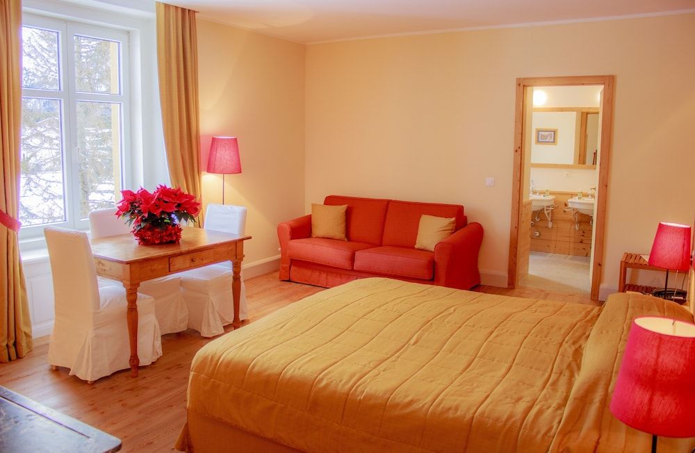 Maloja Palace Deluxe Double Room 4