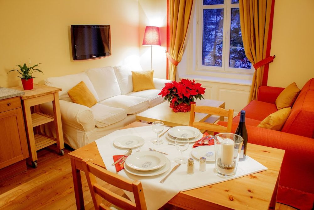 Maloja Palace Deluxe Apartment 4