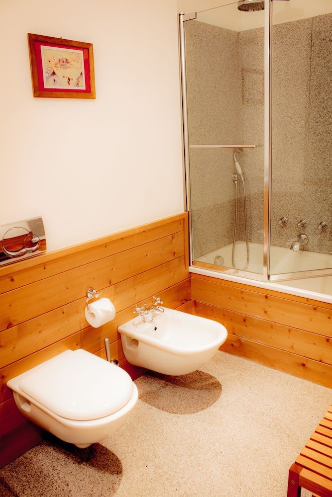 Maloja Palace Deluxe Apartment 8